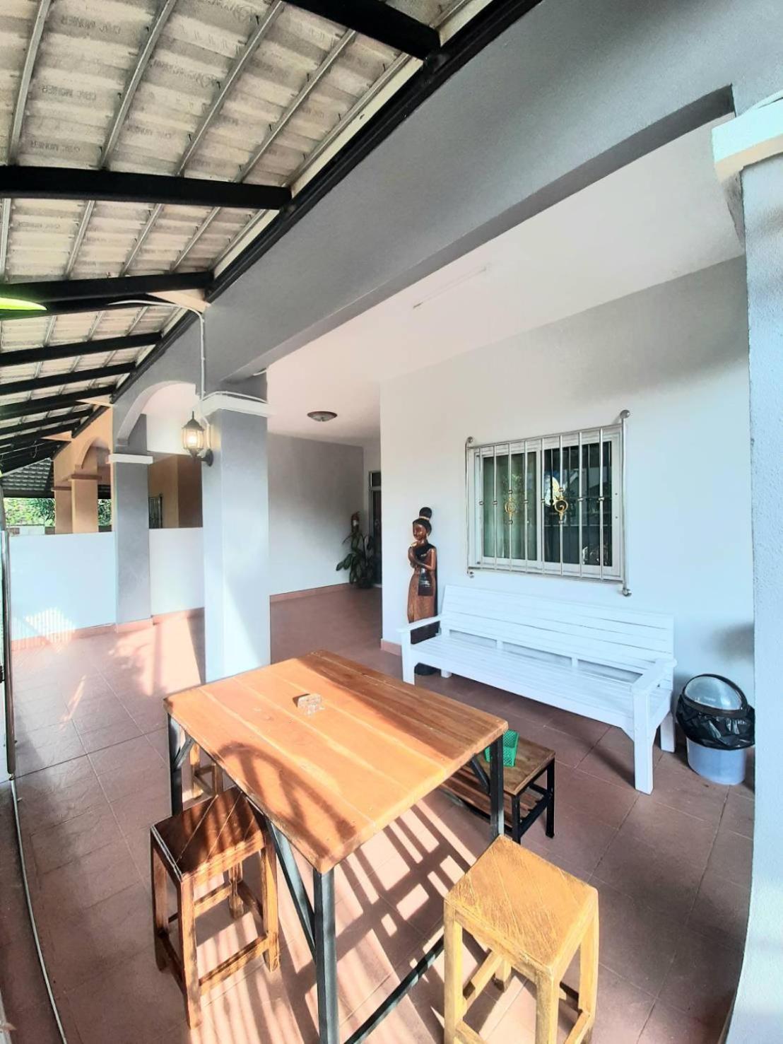 Rutcha Homestay Betong รัชชา โฮมสเตย์ เบตง Exterior foto