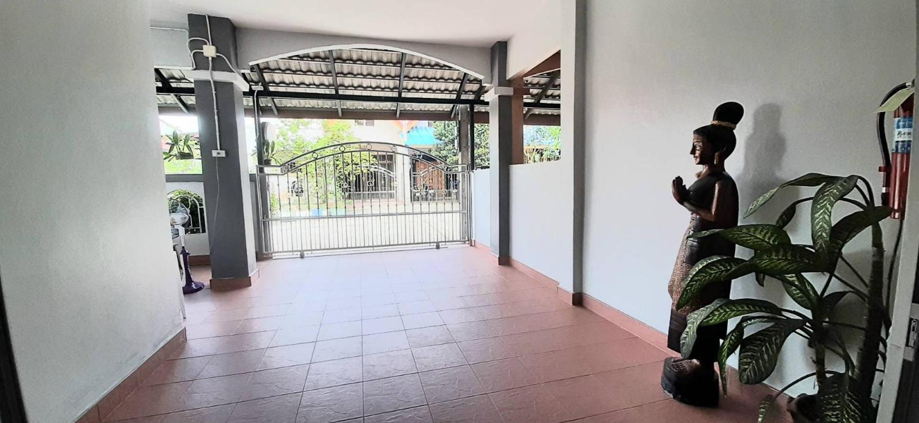 Rutcha Homestay Betong รัชชา โฮมสเตย์ เบตง Exterior foto